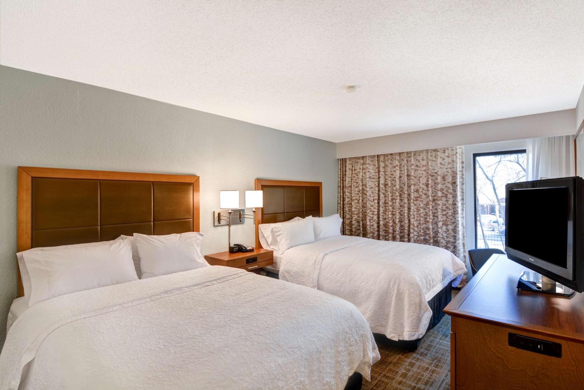 Hampton Inn Memphis Poplar Zewnętrze zdjęcie