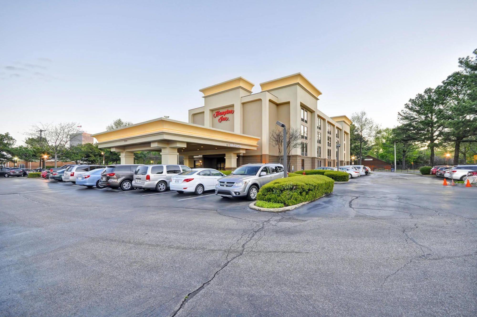 Hampton Inn Memphis Poplar Zewnętrze zdjęcie